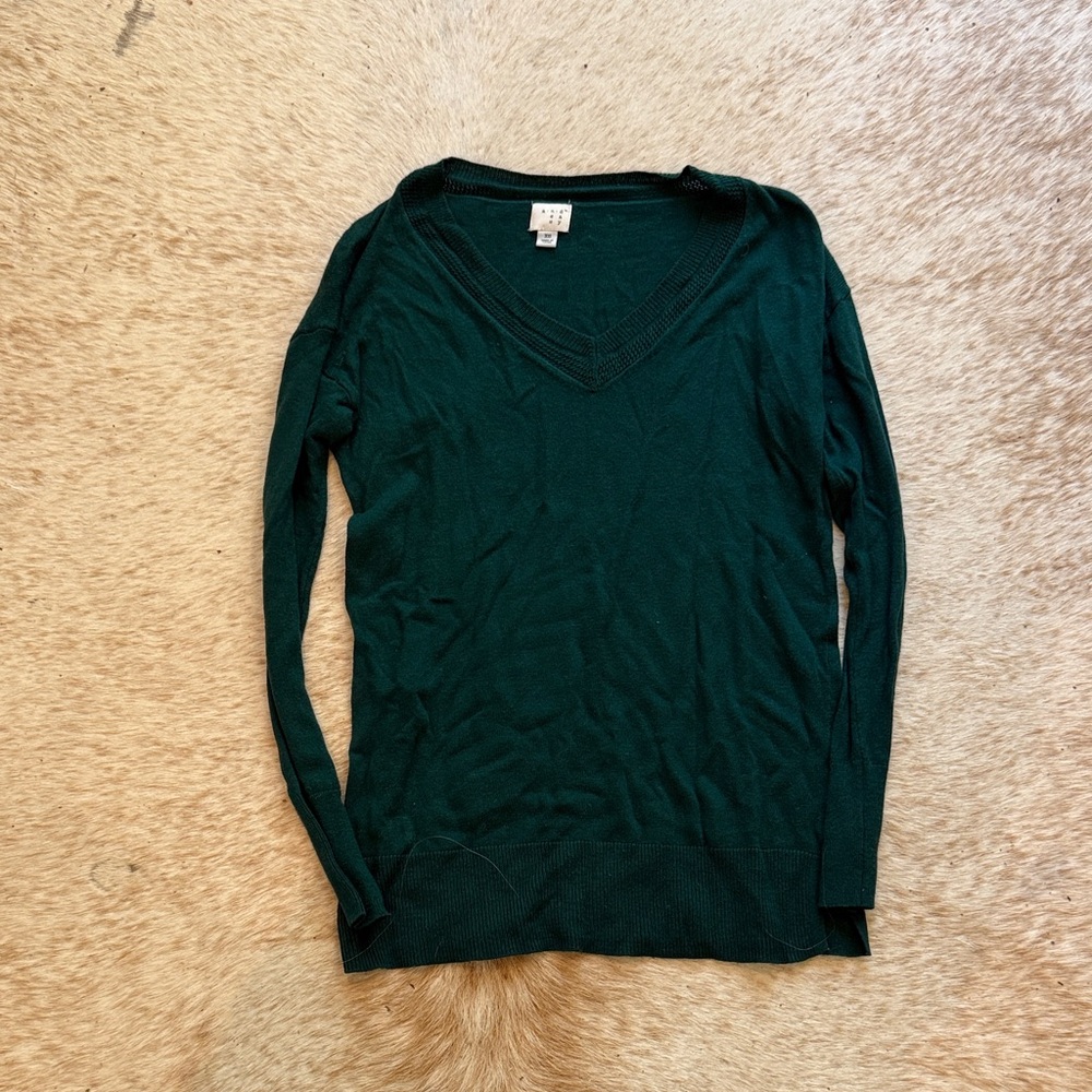 a new day Deep Green V-Neck Long Sleeve Sweater